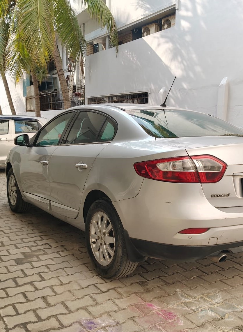 Renault Fluence(2011-2014) 1.5 E2